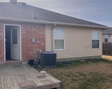 524 Timberhaven Trail - Photo Thumbnail 13