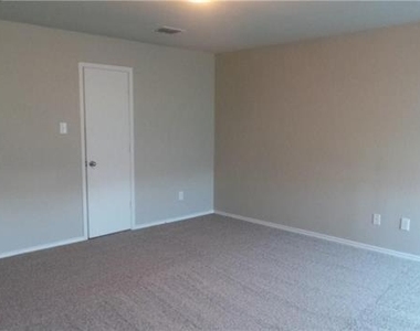 524 Timberhaven Trail - Photo Thumbnail 6