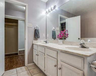 5913 Lake Hubbard Parkway - Photo Thumbnail 10
