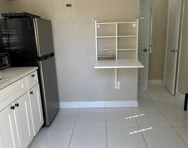 299 Se 12th Avenue - Photo Thumbnail 14