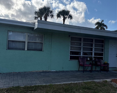 299 Se 12th Avenue - Photo Thumbnail 15