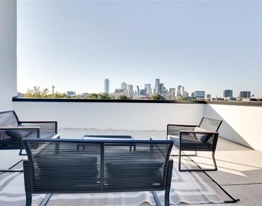 1512 Seegar Street - Photo Thumbnail 24
