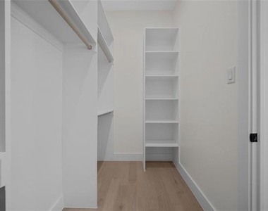 1512 Seegar Street - Photo Thumbnail 22