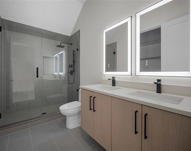 1512 Seegar Street - Photo Thumbnail 20