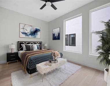 1512 Seegar Street - Photo Thumbnail 11