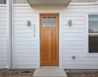 2925 Spruce Valley Lane - Photo Thumbnail 17