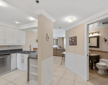 18260 N Bay Road - Photo Thumbnail 19