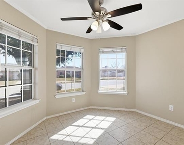 7733 Liz Lane - Photo Thumbnail 11