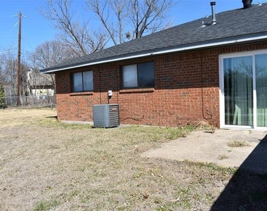 3901 William Street - Photo Thumbnail 17