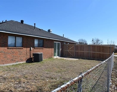 3901 William Street - Photo Thumbnail 21