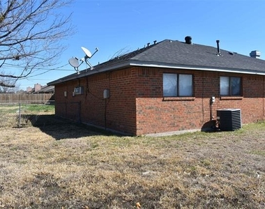 3901 William Street - Photo Thumbnail 20