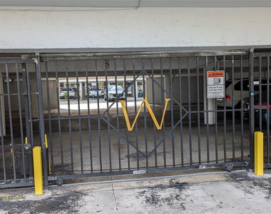 1250 Ne 125th Street - Photo Thumbnail 24