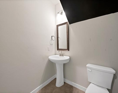 6610 Baritone Court - Photo Thumbnail 12