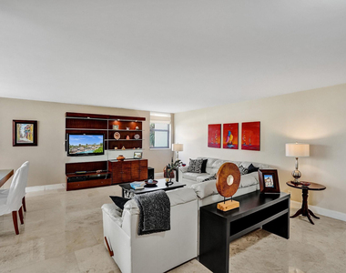 1361 S Ocean Bl - Photo Thumbnail 10