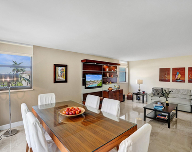 1361 S Ocean Bl - Photo Thumbnail 16