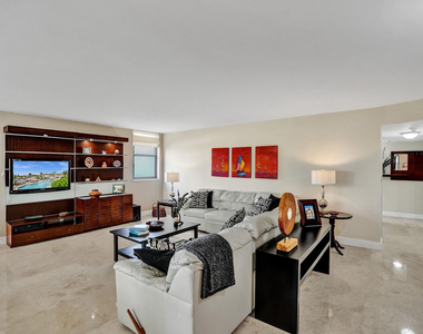 1361 S Ocean Bl - Photo Thumbnail 11