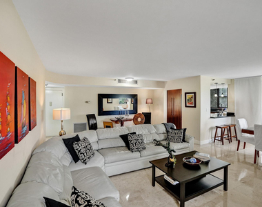 1361 S Ocean Bl - Photo Thumbnail 12