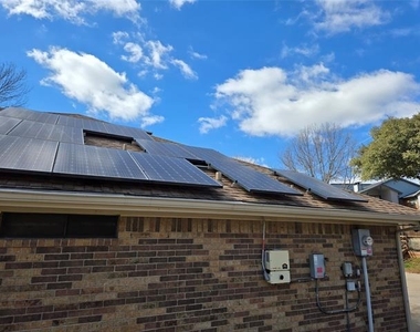 5509 Edgewater Circle - Photo Thumbnail 20