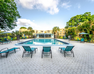 9440 Sw 8th Street - Photo Thumbnail 7