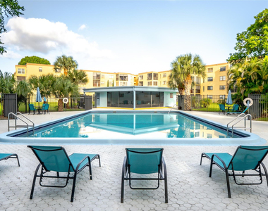 9440 Sw 8th Street - Photo Thumbnail 6