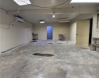 546 Griswold Avenue - Photo Thumbnail 36