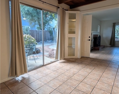 546 Griswold Avenue - Photo Thumbnail 8