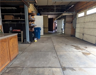 546 Griswold Avenue - Photo Thumbnail 31