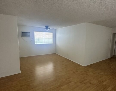 11525 Rochester Avenue - Photo Thumbnail 3
