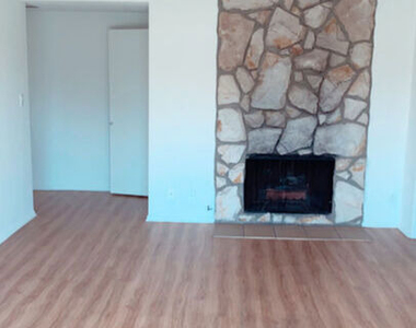 11081 Rose Avenue - Photo Thumbnail 2