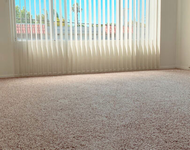 11081 Rose Avenue - Photo Thumbnail 8