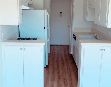 11081 Rose Avenue - Photo Thumbnail 6