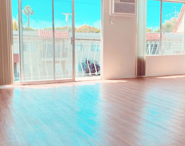 11081 Rose Avenue - Photo Thumbnail 2
