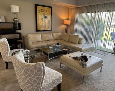 118 Racquet Club Drive S - Photo Thumbnail 25
