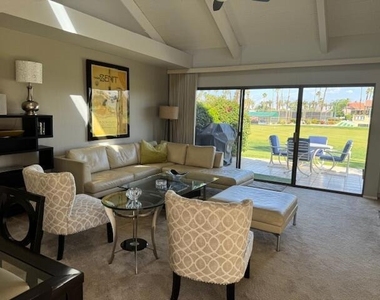 118 Racquet Club Drive S - Photo Thumbnail 9