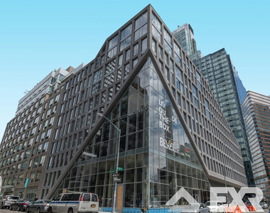 42-22 27th Street - Photo Thumbnail 3
