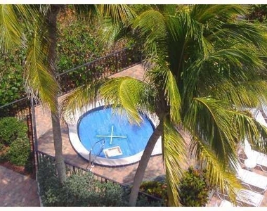 2800 N Highway A1a - Photo Thumbnail 8