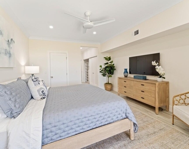 2051 Ne Ocean Boulevard - Photo Thumbnail 8