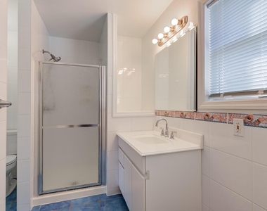 74 Mulberry Avenue - Photo Thumbnail 14