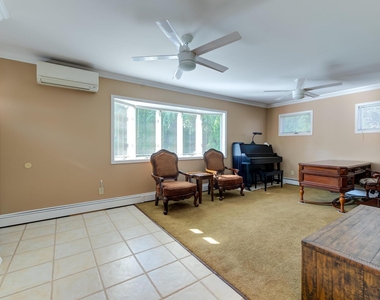 74 Mulberry Avenue - Photo Thumbnail 7