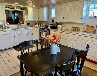 19 Mill Lane - Photo Thumbnail 12