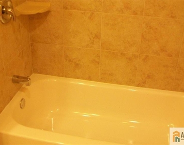 1209 Harbor Club Drive - Photo Thumbnail 15