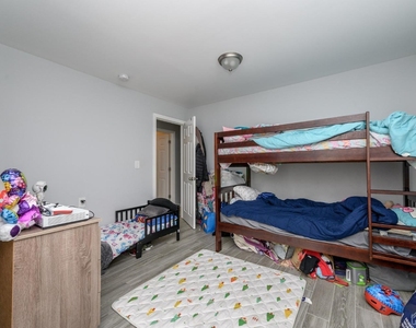 405 Main Street - Photo Thumbnail 17