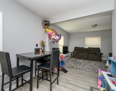 405 Main Street - Photo Thumbnail 10