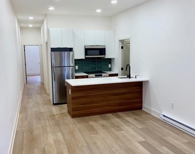1335 Colwyn Street - Photo Thumbnail 1