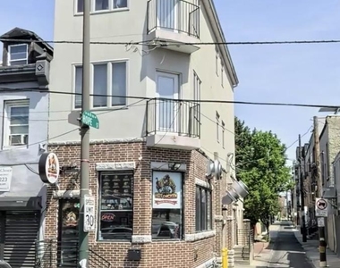 117 W Girard Avenue - Photo Thumbnail 10