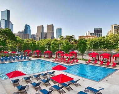 2200 Benjamin Franklin Parkway - Photo Thumbnail 1