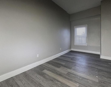1701 N 20th Street - Photo Thumbnail 4