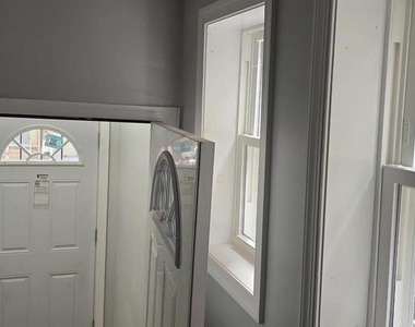 1411 W Loudon Street - Photo Thumbnail 4