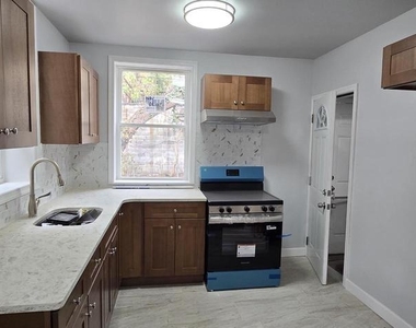 1411 W Loudon Street - Photo Thumbnail 13