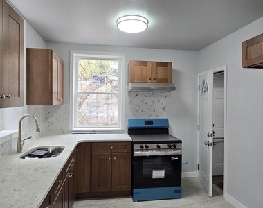 1411 W Loudon Street - Photo Thumbnail 39